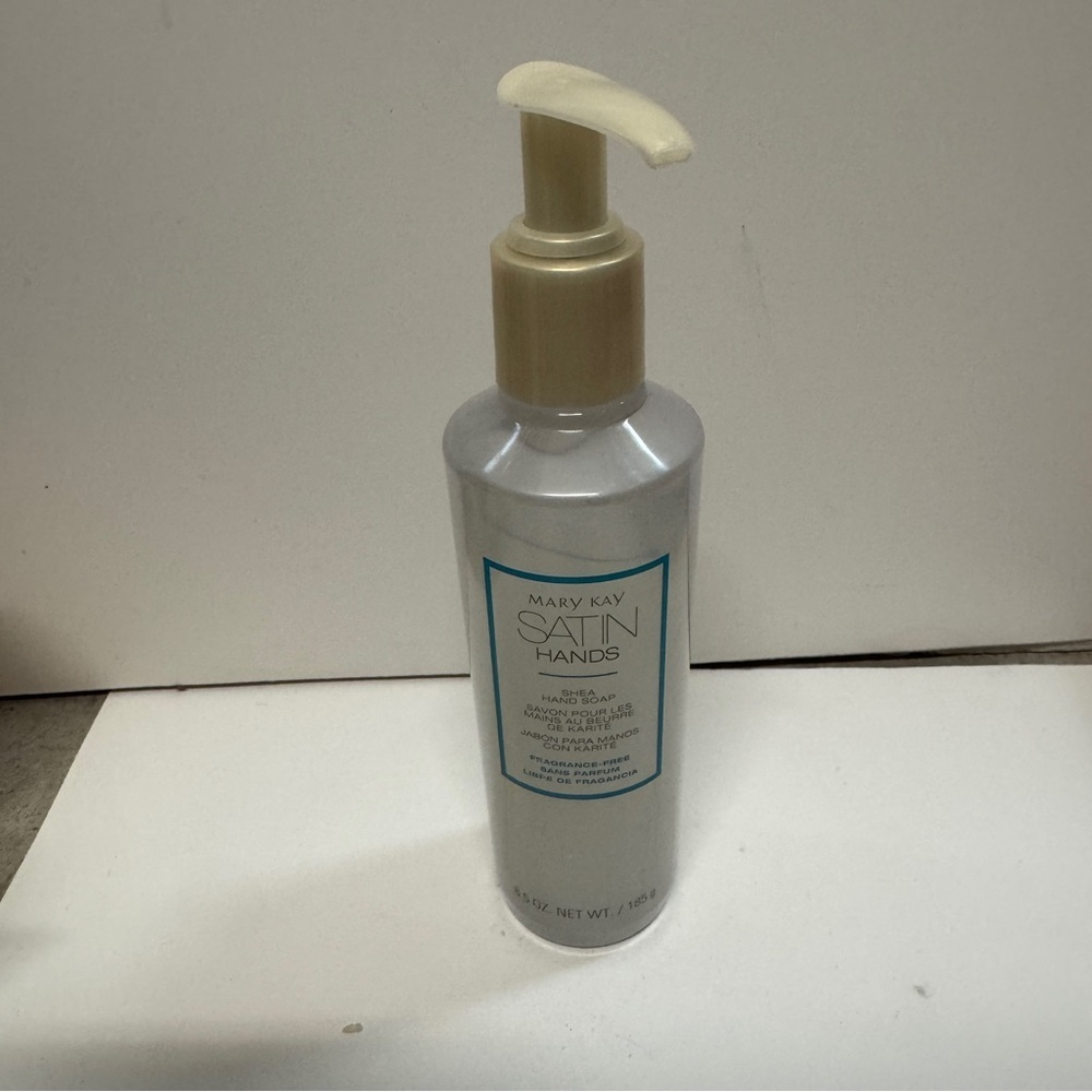 Mary Kay Satin Hands Shea Hand Soap 6.5 OZ